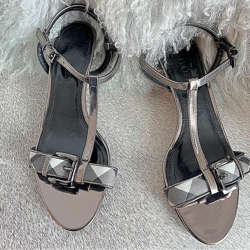 Authentic Burberry Sandals, Never Been Worn, gunmetal color, kitten heel. Enjoy.